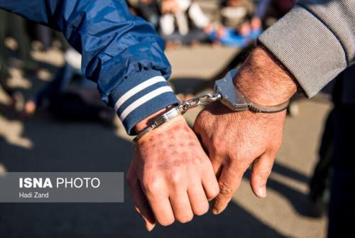 بازداشت متهمان اصلی تولید و ساخت مشروبات الکلی مسموم در حاجی آباد هرمزگان