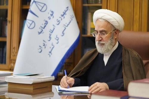 ملت با وحدت و همدلی در مقابل دشمن ایستاد