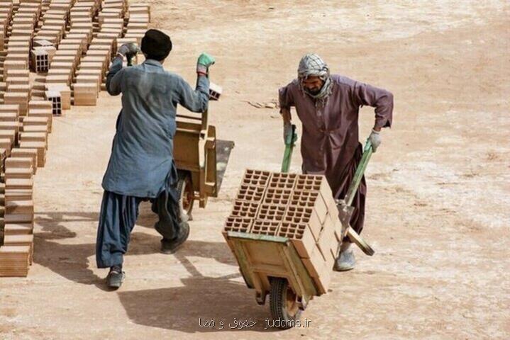 استخدام و بکارگیری شهروندان خارجی بدون مجوز جرم است؟
